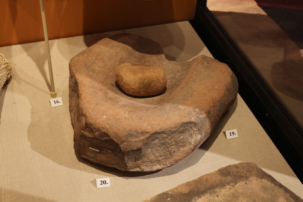 Milling stones were used to crack nuts and grind corn and seeds into flour. Large, think slabs (mawd') stayed where the family camped. Thin slabs were portable