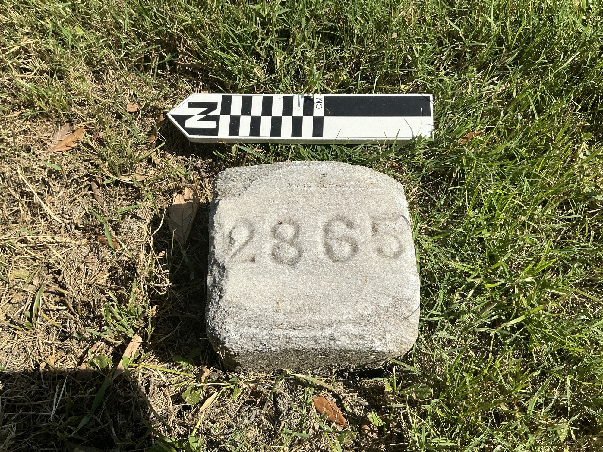 Extra image of flat marble marker