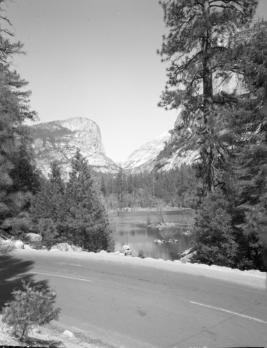 Mirror Lake on Easter Sunday.