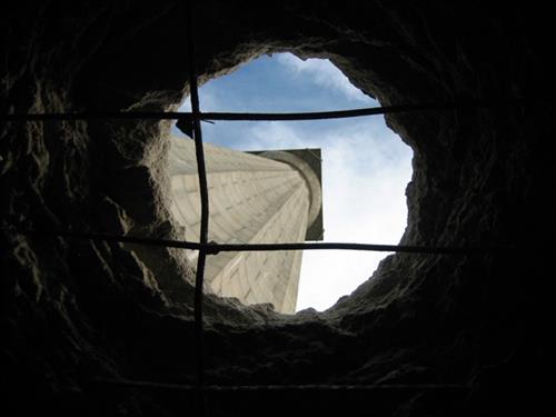 Perry's Monument Damage June 2006