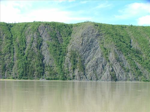 18 Yukon-Charley Rivers National Preserve Peregrine Falcon Survey July 2006
