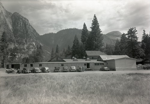 Front and rear of Y. P. C. Co. buildings Yosemite Lodge, Store, Warehouses. See Seps. in RL 979.447 Y-16C #31