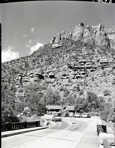 Parking location at Zion museum, indicative of a poor location on bad turn.