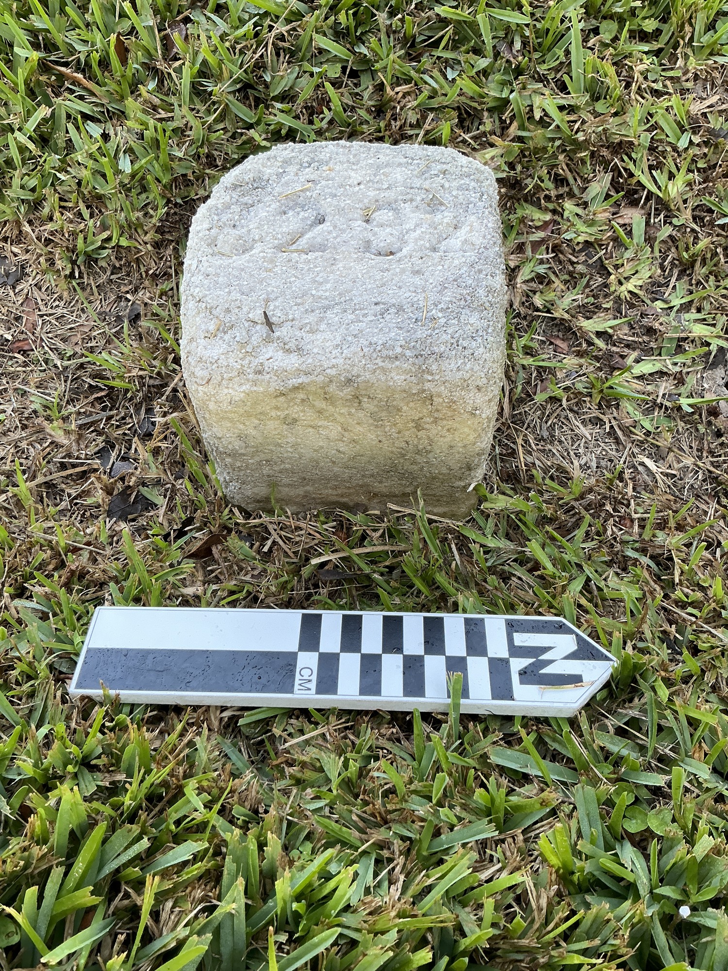 Extra image of flat marble marker