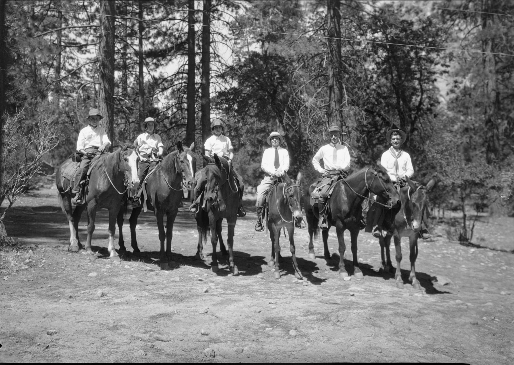 Donald McKay Frost and family of Boston, leaving for Glacier Point.