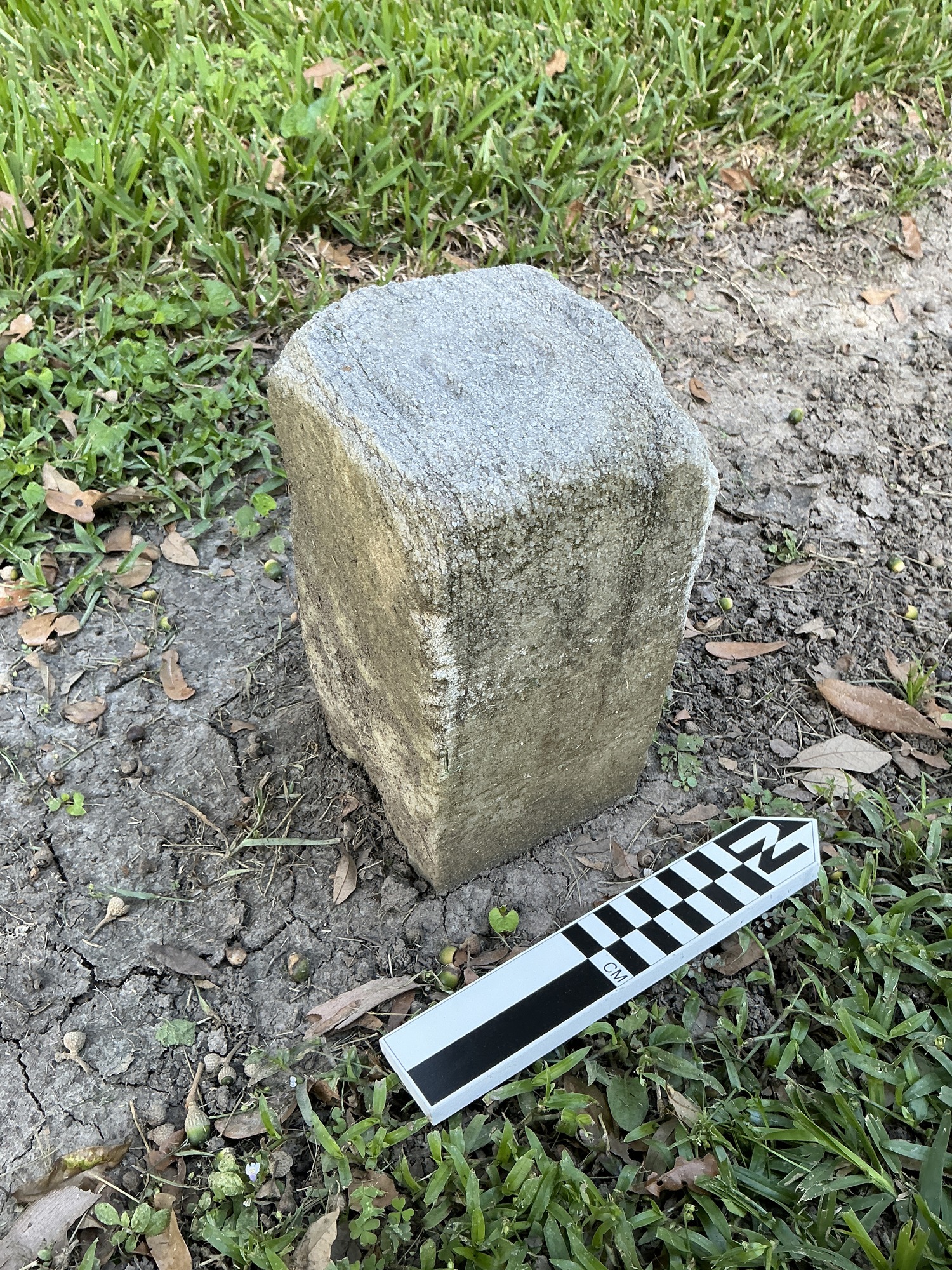 Extra image of flat marble marker