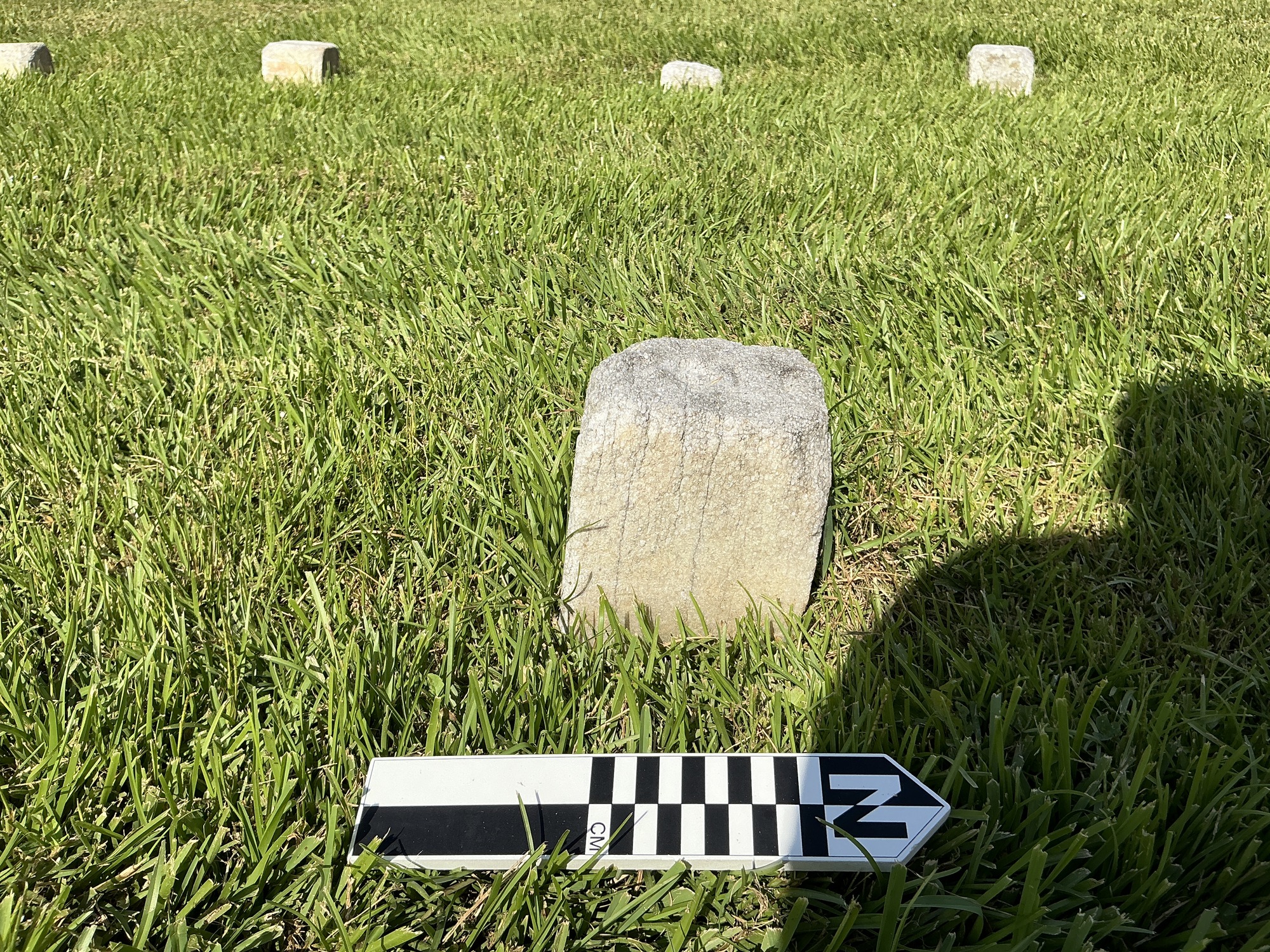 Extra image of flat marble marker