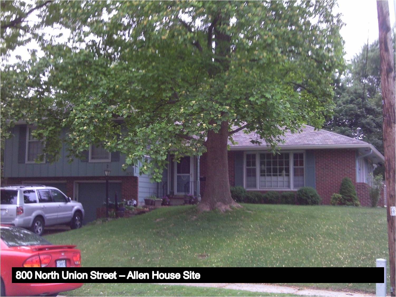 Image of the Split Leve-style house that sits on the site of the Allen House.