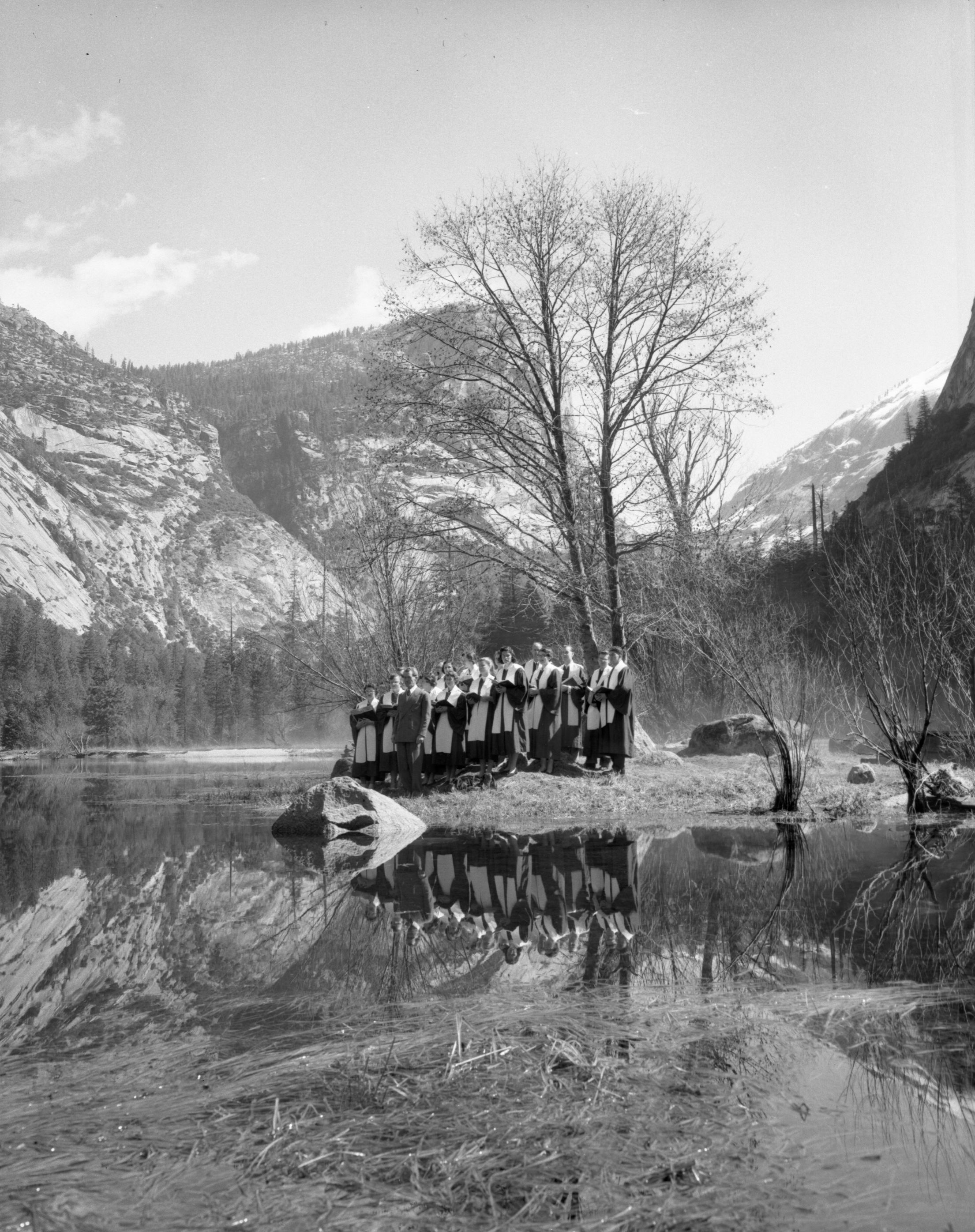 Choir and Mirror Lake at 23rd Easter Sunrise Service.