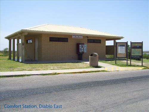 Facilities at the Diablo East boat ramps, docks, and campground