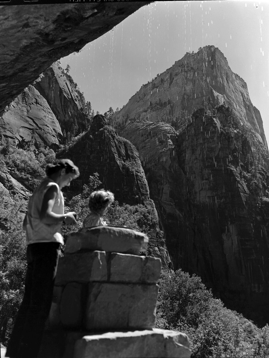 Great White Throne viewed from Weeping Rock, Mrs. Frank and Helen Reeves.