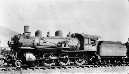 Southern Pacific no. 2102 [4-6-0]