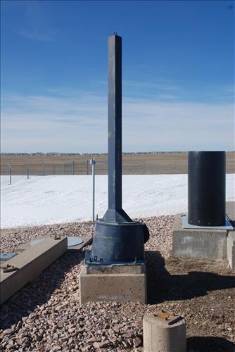 HS 913 Antenna Piers