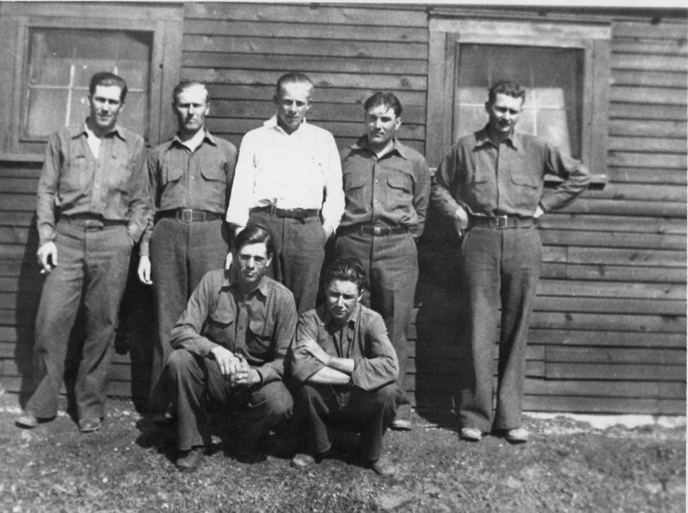 WICA 3119 i Fred Rothensberger & CCC crew members