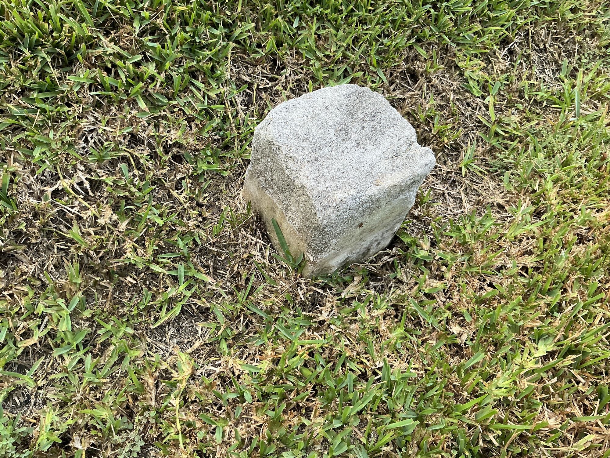 Extra image of flat marble marker
