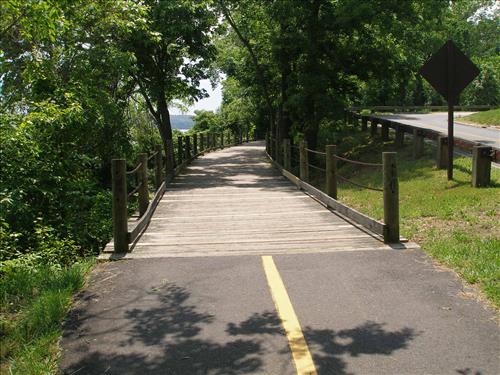 Existing Condition bridges 10 and 11 Monut VernonTrail 2006