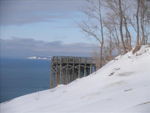 SLBE Pierce Stocking Scenic Drive - Lake Michigan Overlook Winter