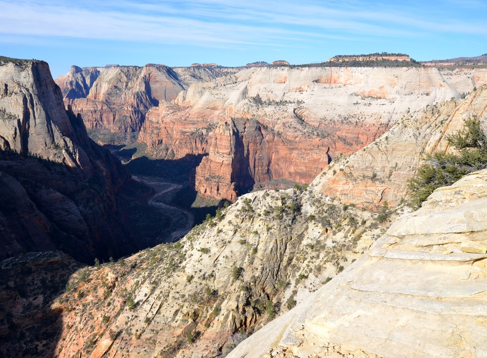 A sweeping view into Zion Canyon from the Observation Point trail
