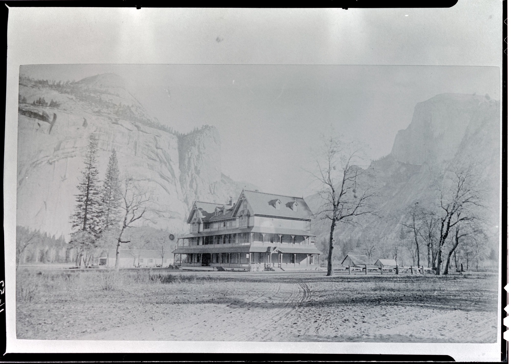 Copied from an old Fiske photo by Phillips (over). Muir thought the pretentious Stoneman House, 1887–1896, had a silly look. (YNP collection).