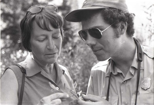 BW Photos of ranger-led hike / yucca talk.