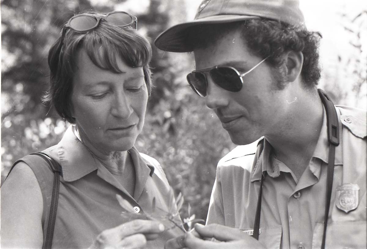 BW Photos of ranger-led hike / yucca talk.