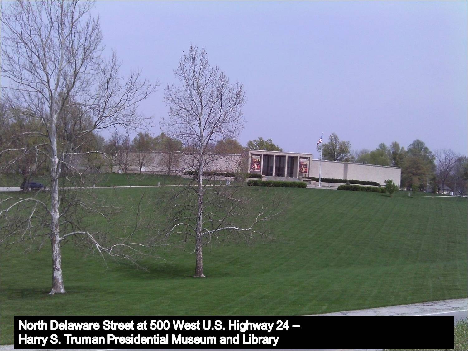 Image of the Modern-style Harry S. Truman Presidential Museum and Library.