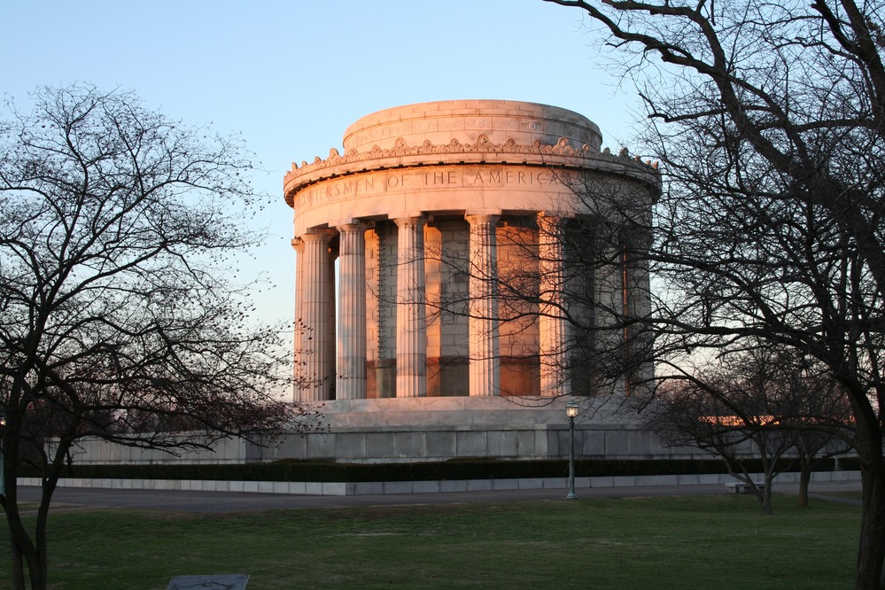 Sunset lights up the back side of the George Rogers Clark Memorial.