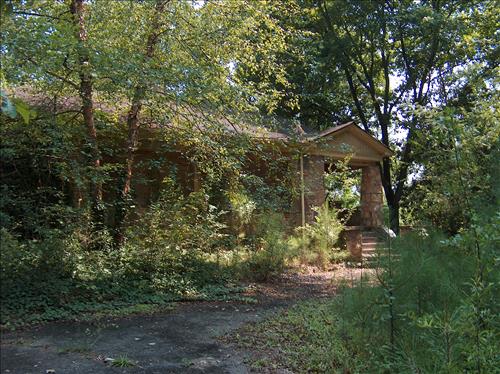 Collins-Yardum House at Chattahoochee River National Recreation Area in August 2006