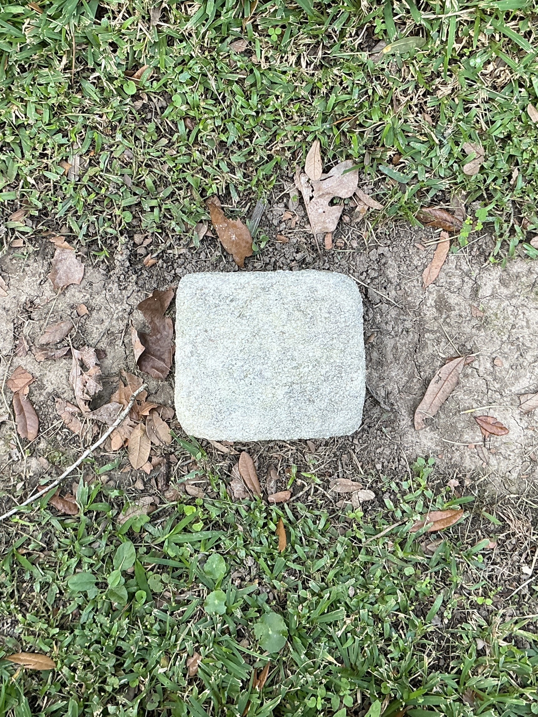 Top of flat marble marker