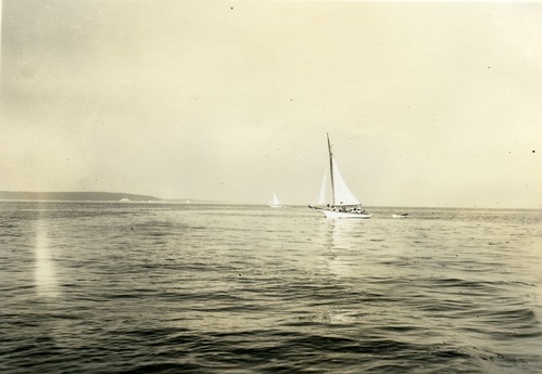 SAILBOAT TRIP OFF BASS HARBOR