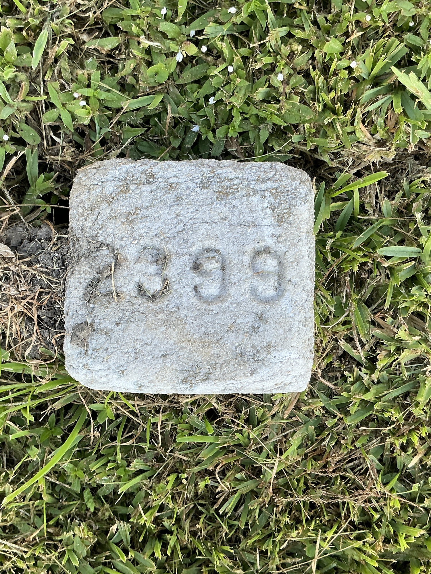Top of flat marble marker