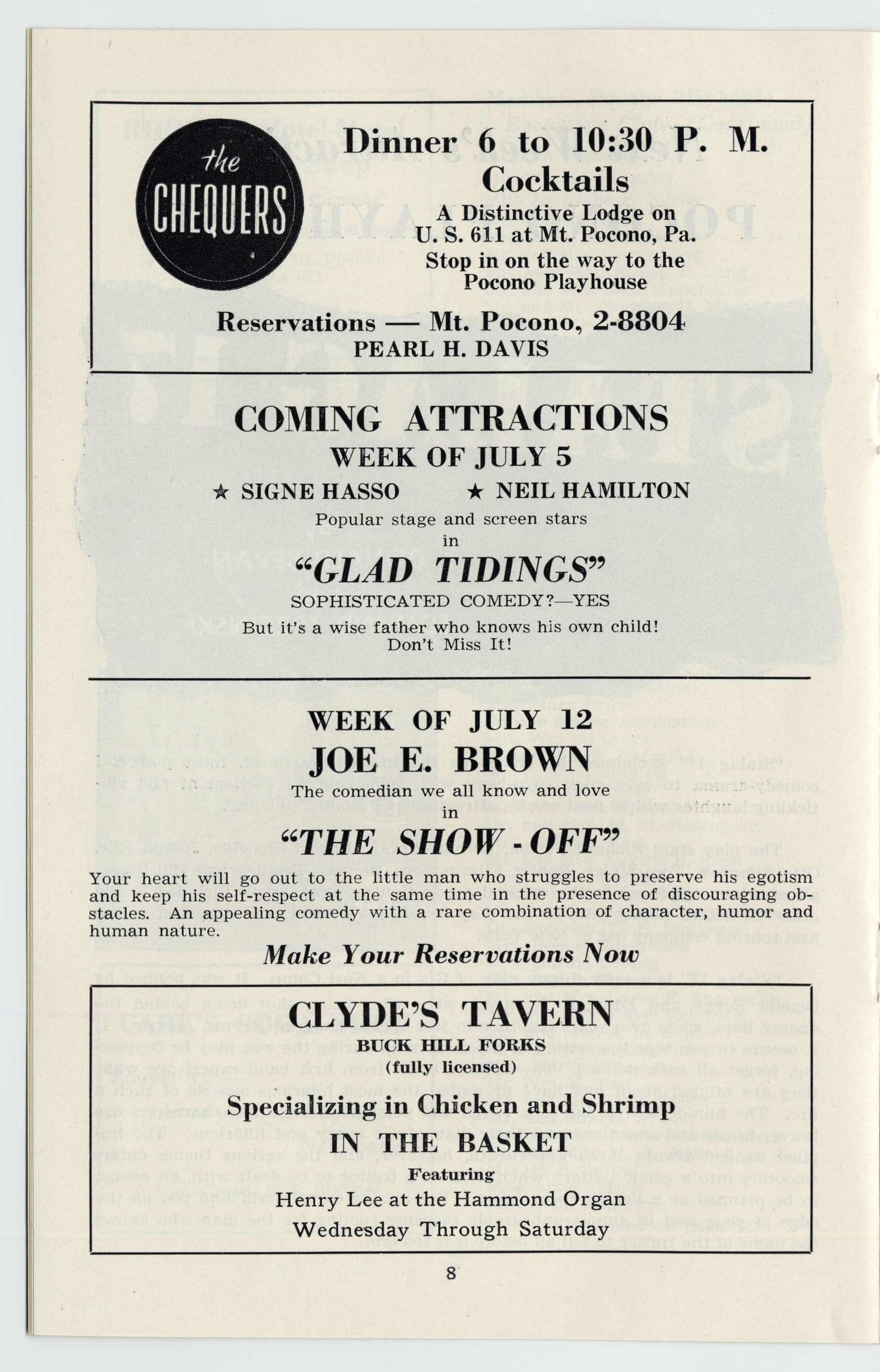 A program with 19 pages. The front cover is yellow colored with a green photo and text printed on it.