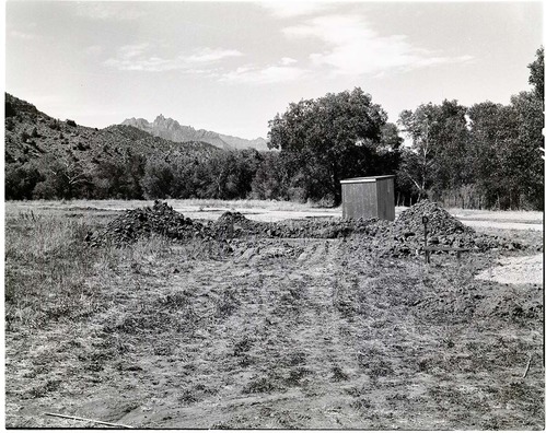 Construction of comfort stations in the Watchman Campground ('D' Loop).