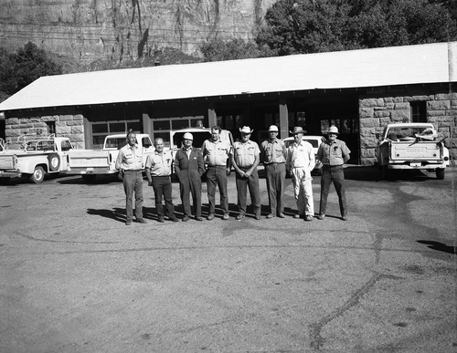 Personnel, Maintenance Crew at utility area