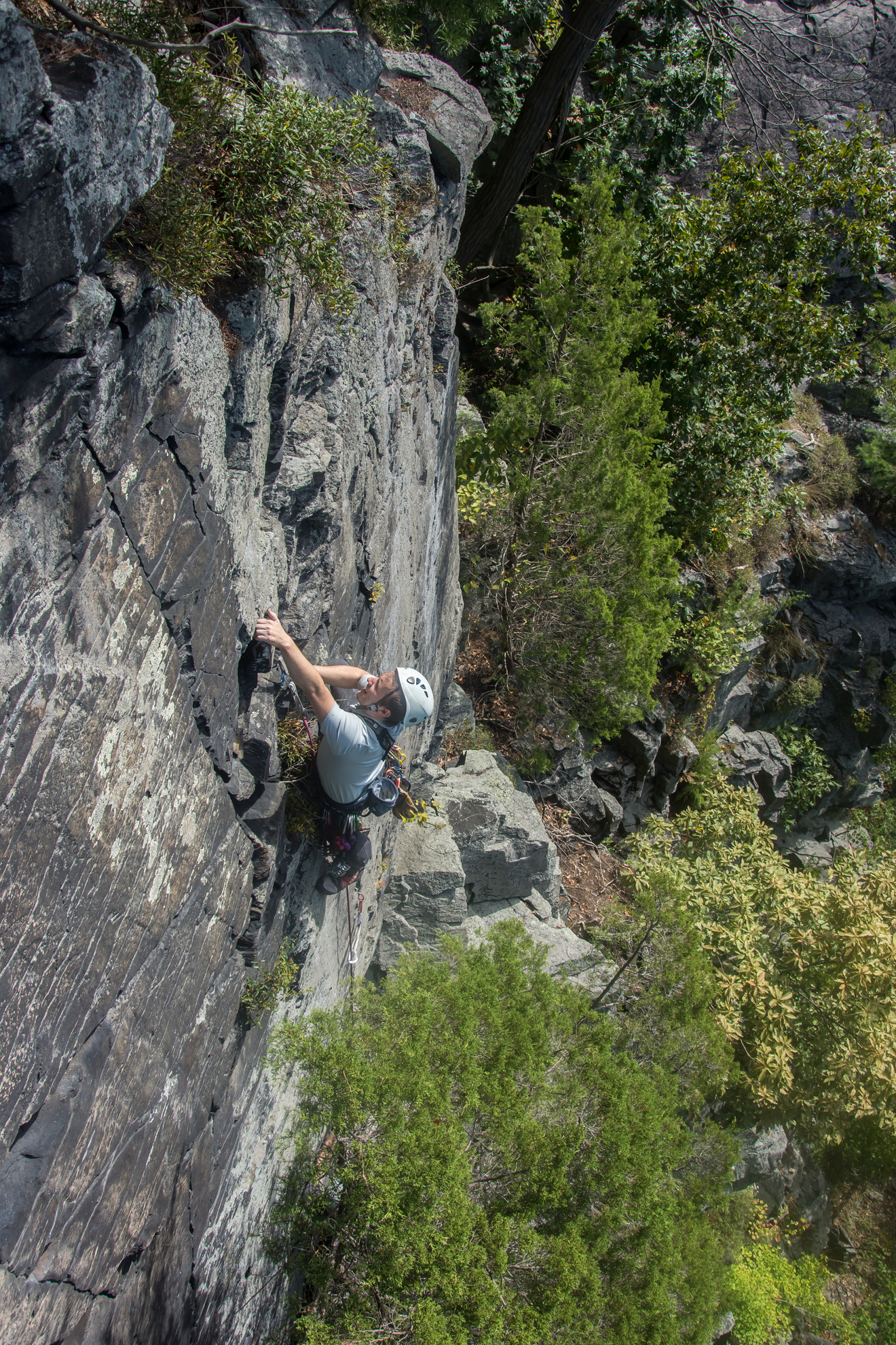 Edwin of Mid Atlantic Climbers on Yellowjacket - MD Heights