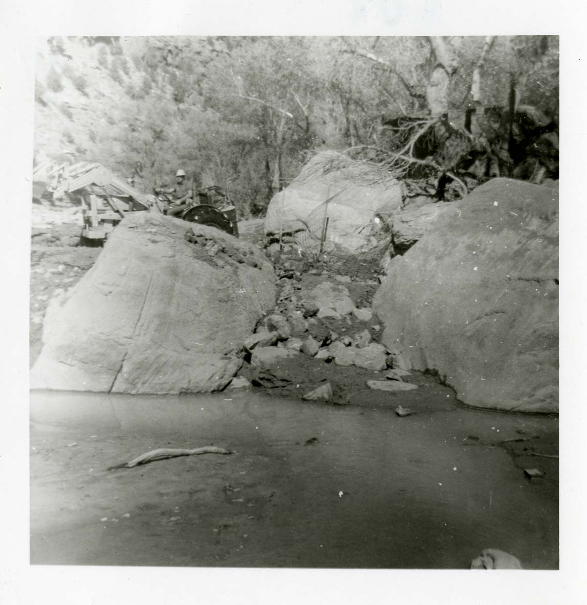 BW photo of the construction/modification of the Canyon Junction Spillway on the Virgin River.