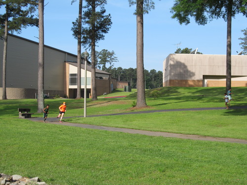 Runners in the 2017 Presidential 5K race.