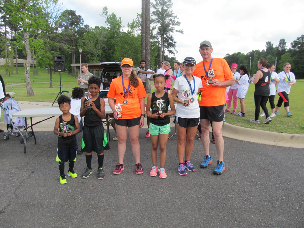 Winners of the 2017 Presidential 5K race.