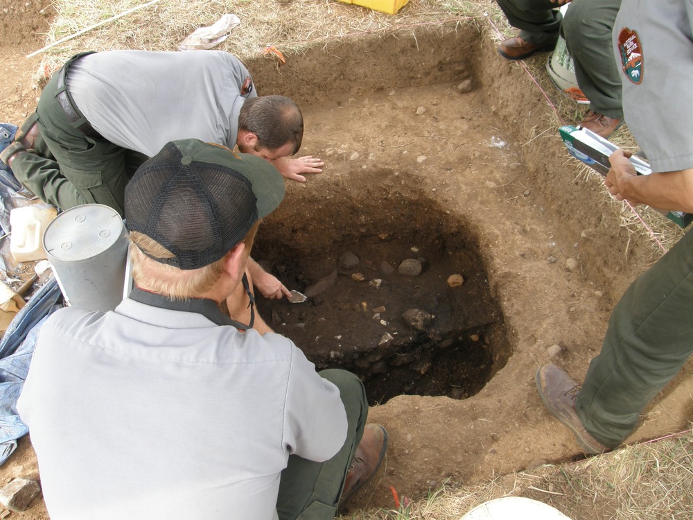 Archeologist Tech's at work