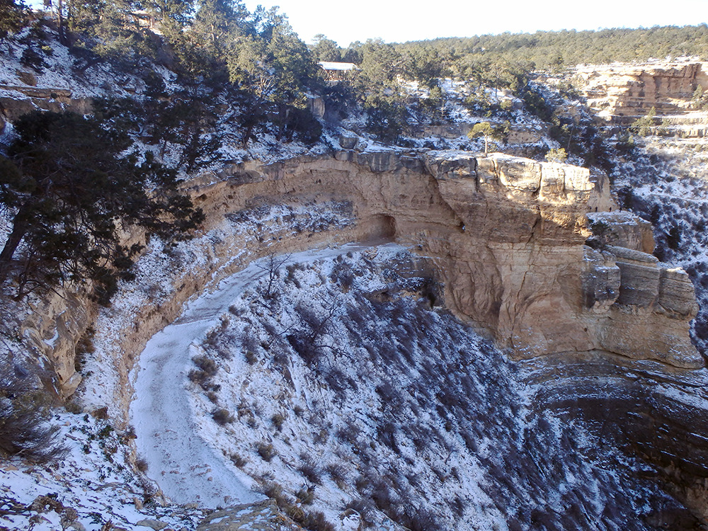 photo of the Bright Angel Trail taken 5 Dec 2013
