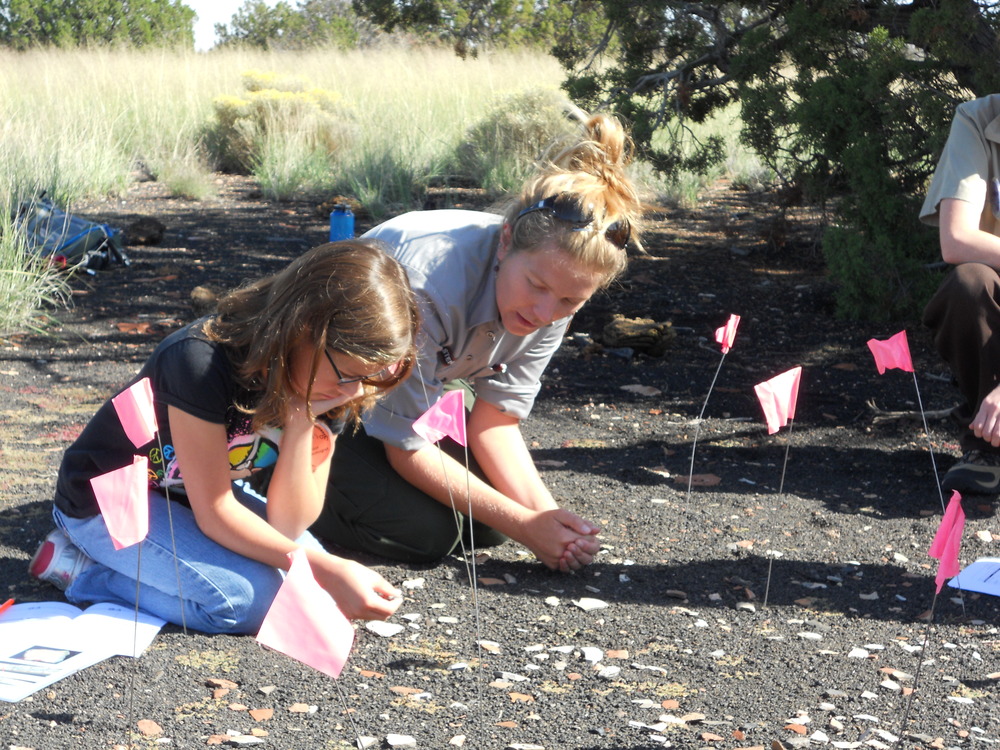 Archaeologist Kelly Teaches Kids About Pottery