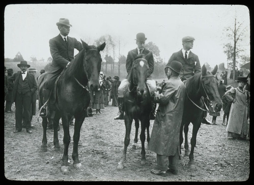 Members of the Lincoln Farm Association at the dedication ceremony.