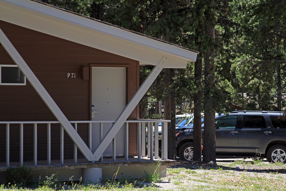 Canyon Lodge, cabins (2)