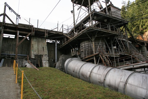 Elwha dam, taken from walkway leading to powerhouse, facing Lake Aldwell