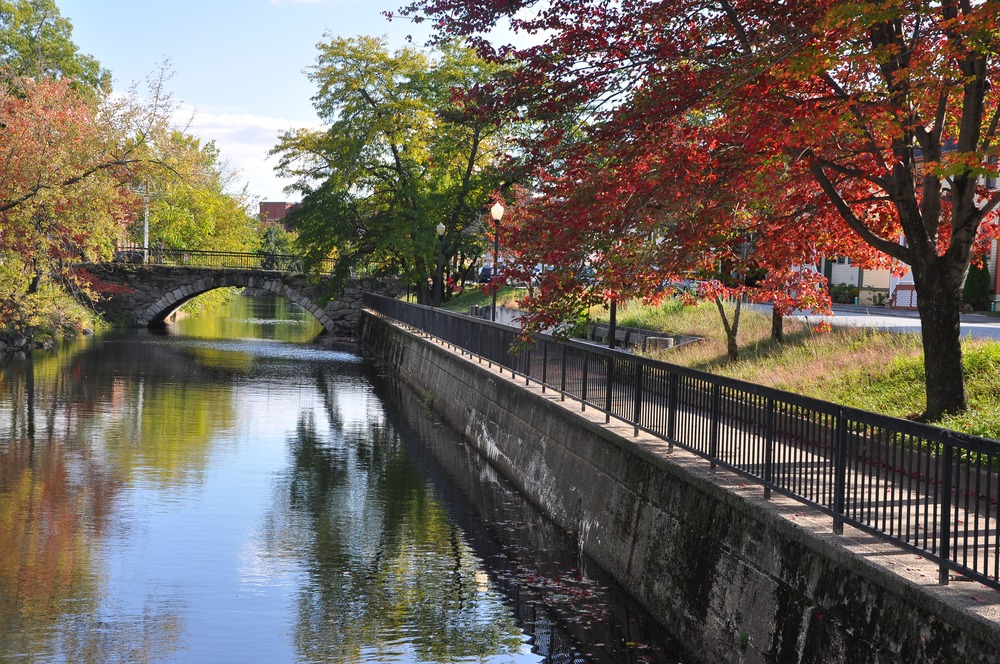 Western Canal and Walkway