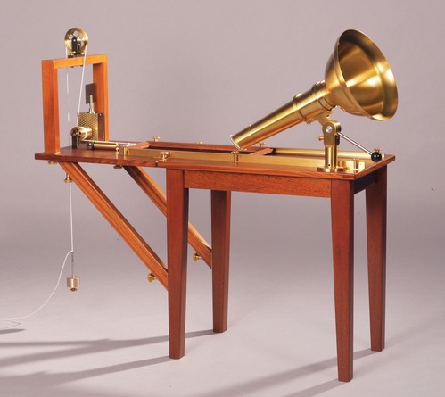 Replica of Scott's 1857 flatbed phonautograph (photo 1 of 9)