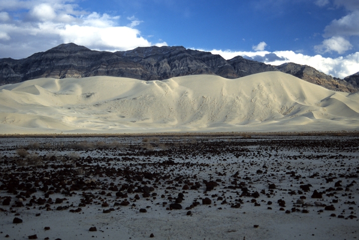 Eureka Dunes are the tallest sand dunes in California, rising nearly 700 feet above the normally dry playa.