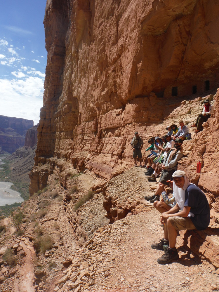Group photo of Grand Canyon Unearthed Participants at Nankoweap granaries