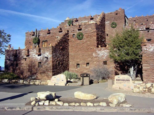 D03551 HOPI HOUSE (1905) INDIAN HANDICRAFT AND SOUVENIR STORE, MARY COLTER BUILDING. GRAND CANYON NP. NPS PHOTO.