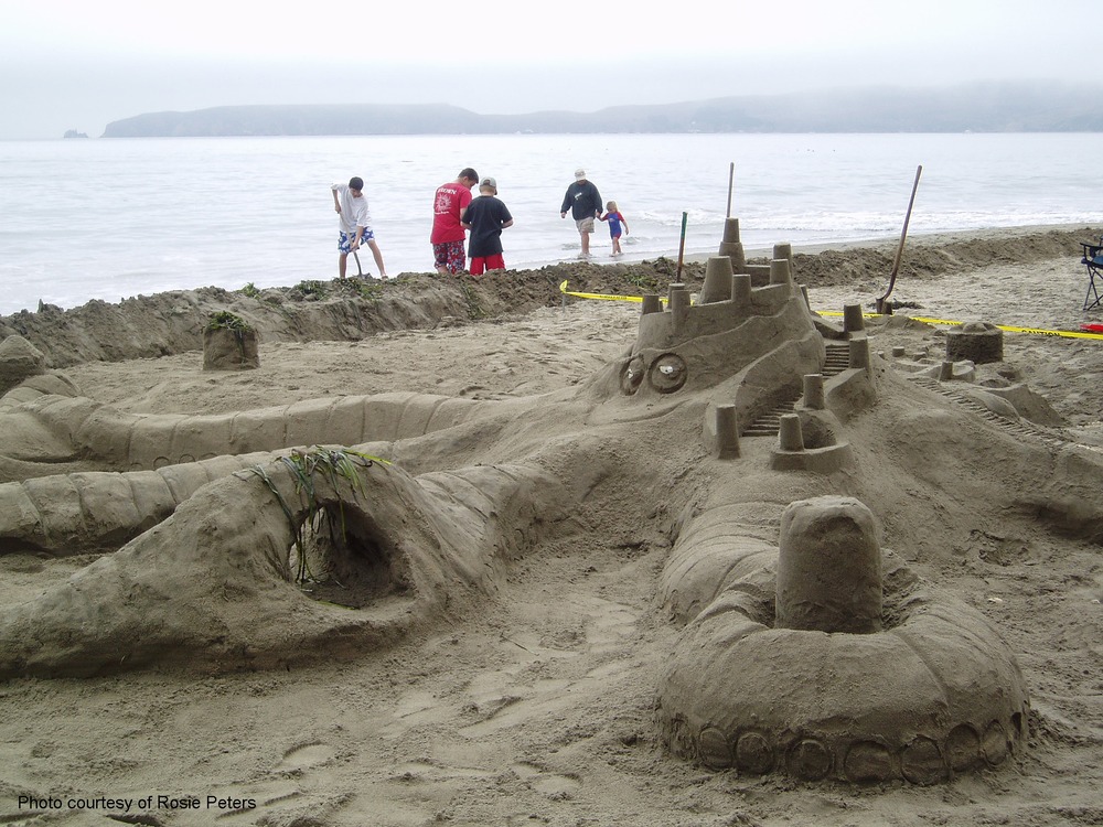 2003 Sand Sculpture Contest: Adults' Group 2nd Place: Entry #16 Octitecture, by The Sandinista's
